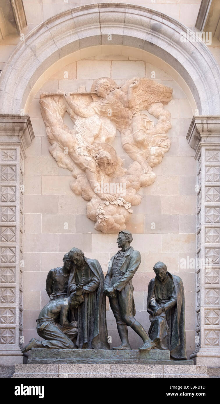 Monumento ai martiri del 1809. Si onora la memoria di uomini eseguito durante l'occupazione napoleonica Foto Stock