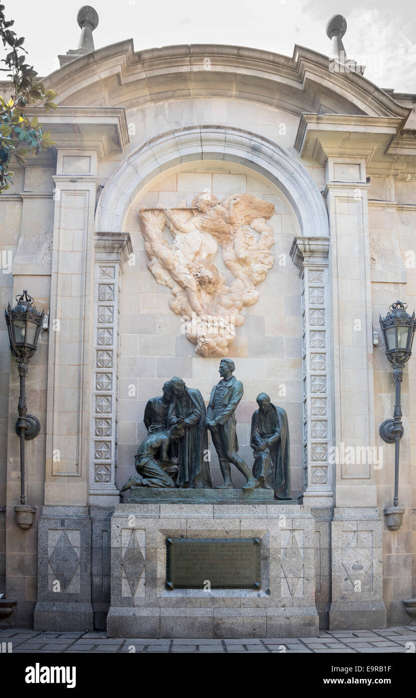 Monumento ai martiri del 1809. Si onora la memoria di uomini eseguito durante l'occupazione napoleonica Foto Stock