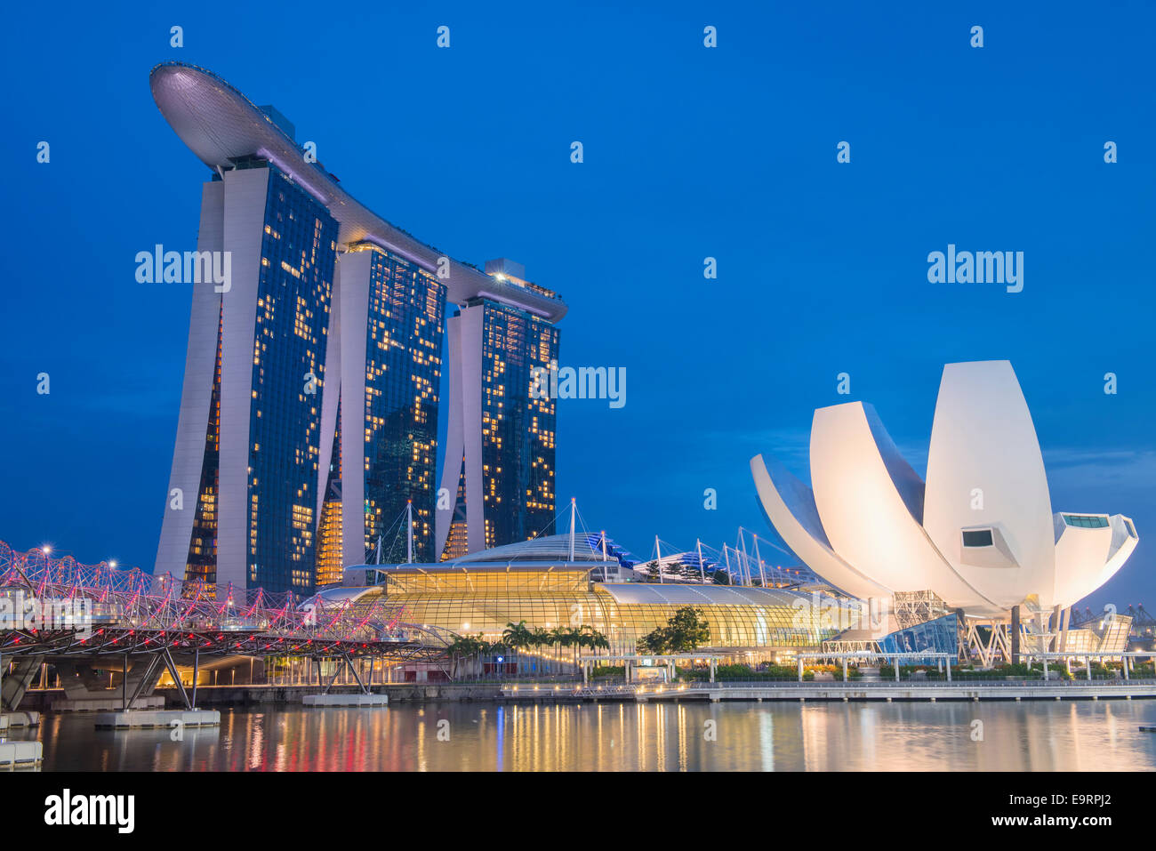 Il Marina Bay di notte, Singapore Foto Stock