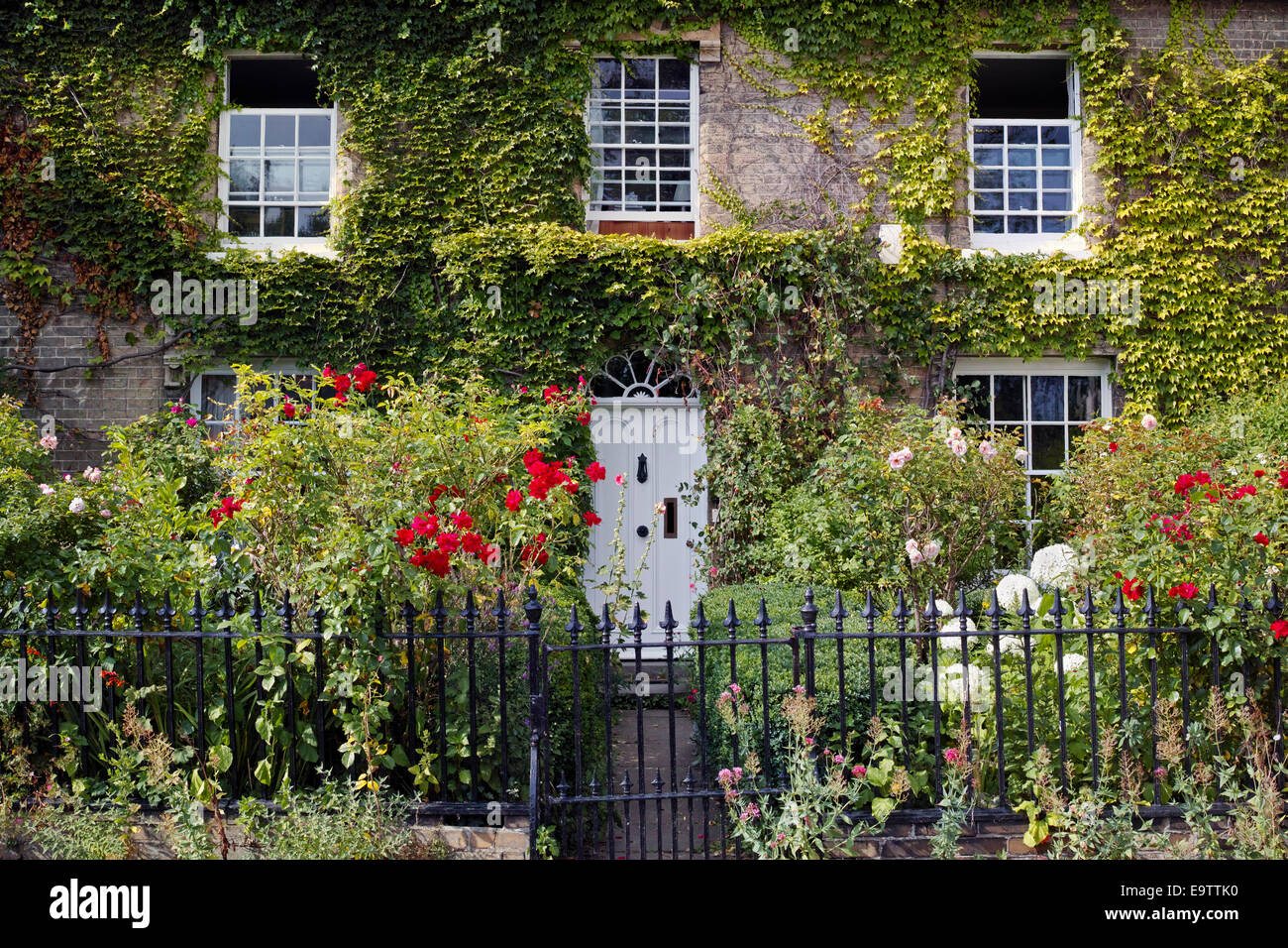 Inglese cottage di campagna nel Suffolk, Inghilterra Foto Stock