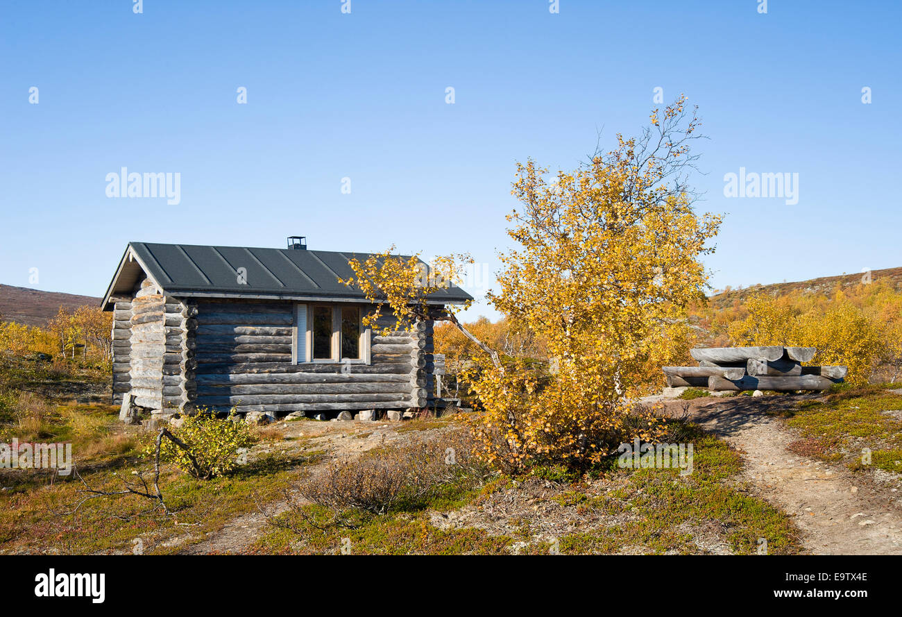 Aprire deserto capanna di Koajppelasjärvi lago Foto Stock