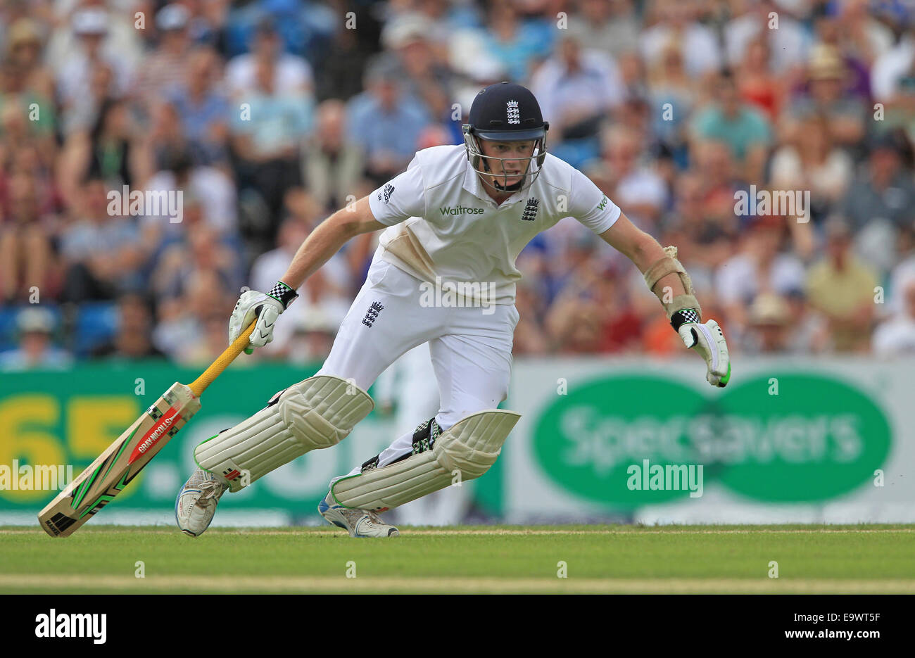 Cricket - Sam Robson di Inghilterra in azione durante la Investec secondo test match contro lo Sri Lanka a Headingley nel 2014 Foto Stock