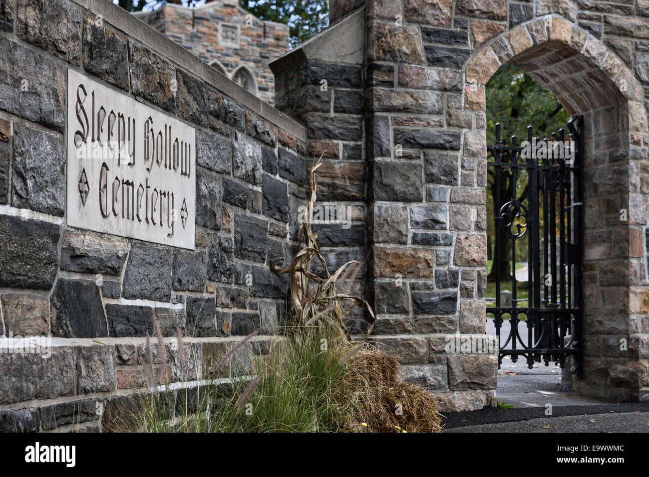 Cancello di Sleepy Hollow cimitero, Sleepy Hollow, New York, Stati Uniti d'America Foto Stock