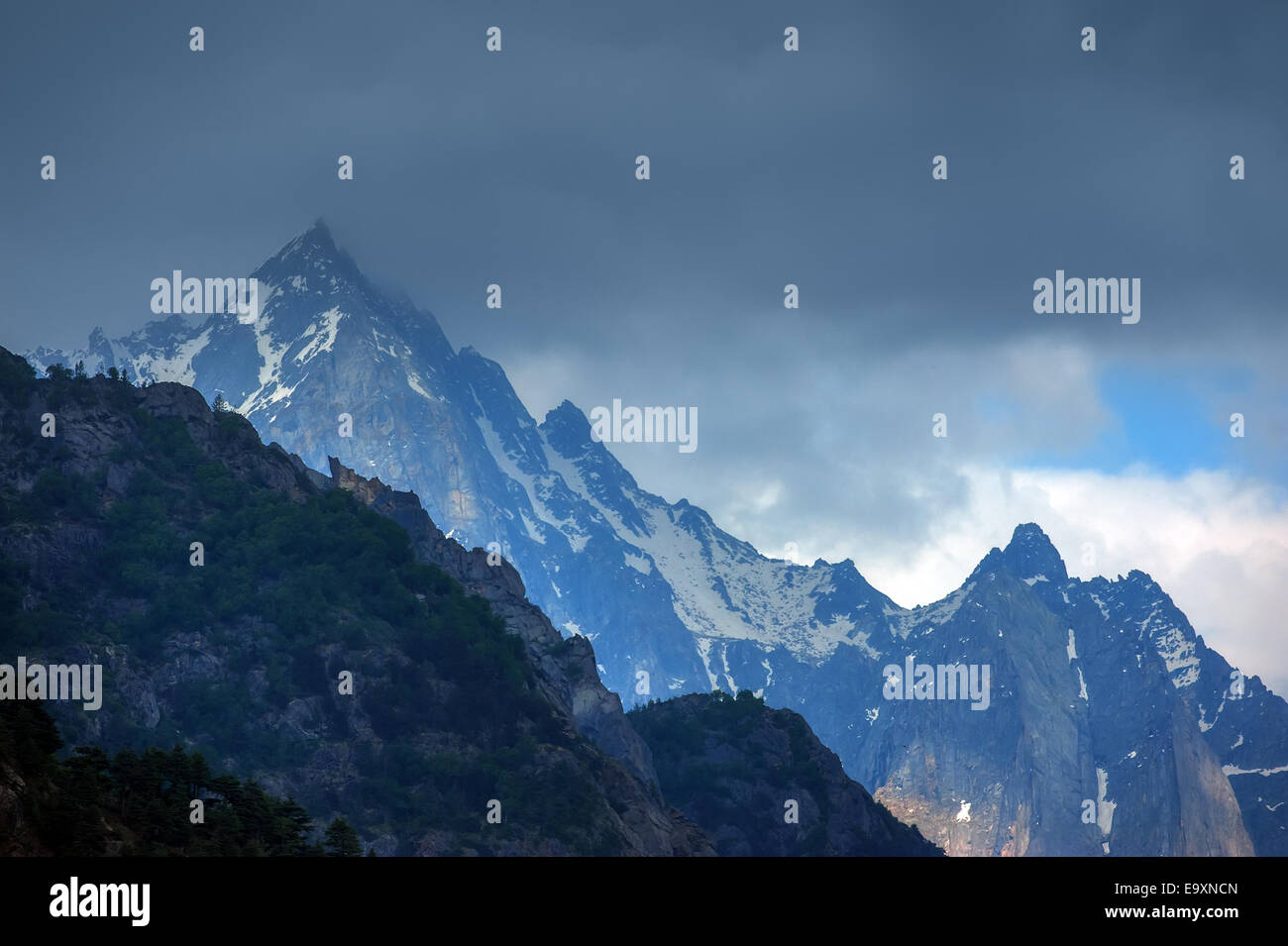Himalaya montagna in estate Foto Stock
