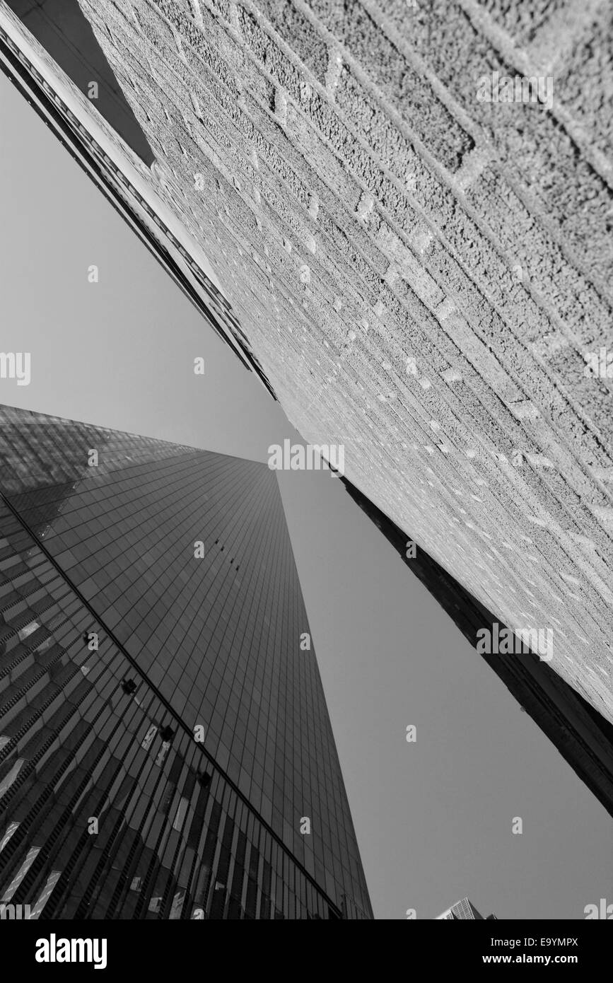 Guardando il World Trade Center Tower uno a Ground Zero. Foto Stock