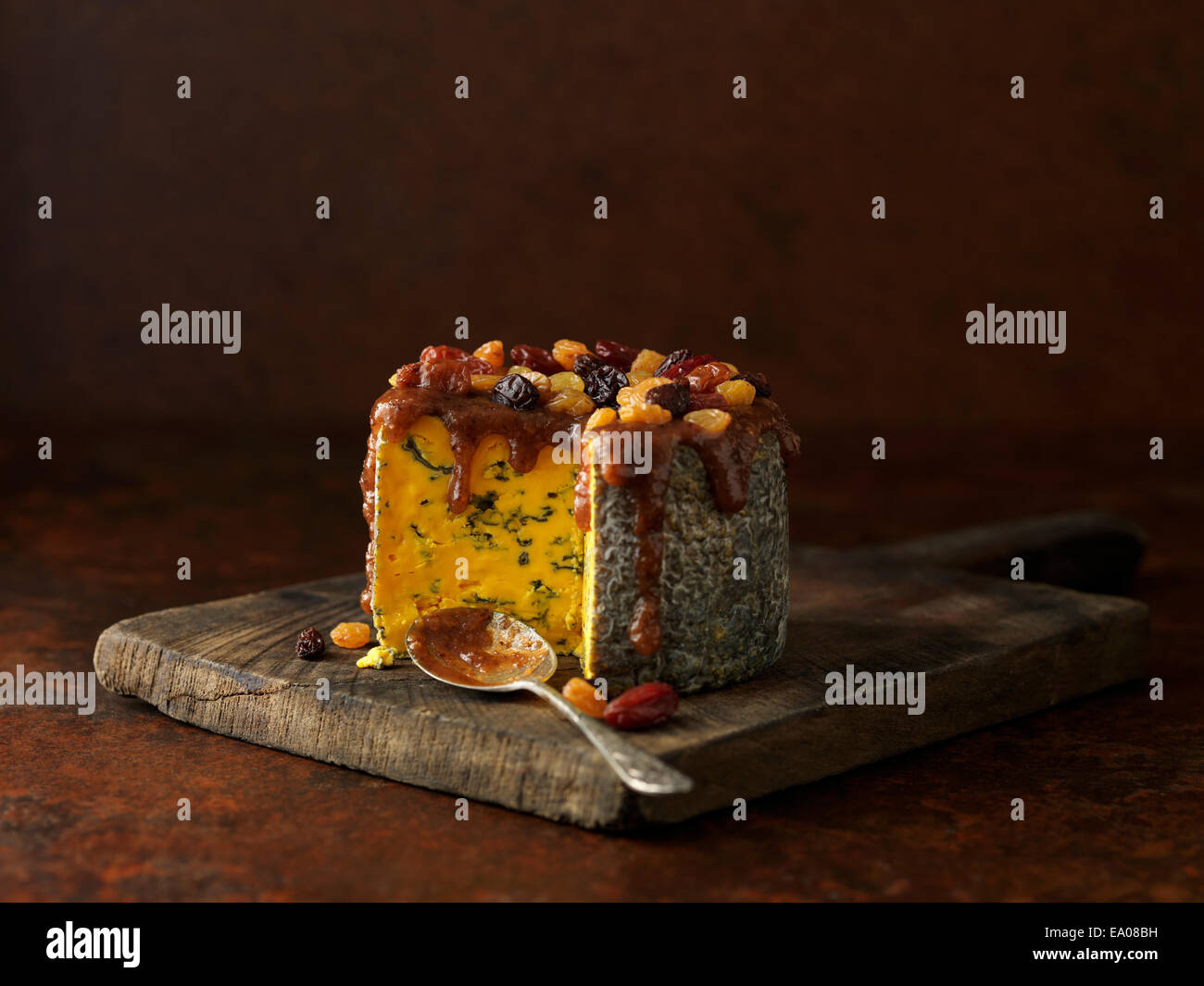 Truckle di blacksticks formaggio blu con smalto Foto Stock