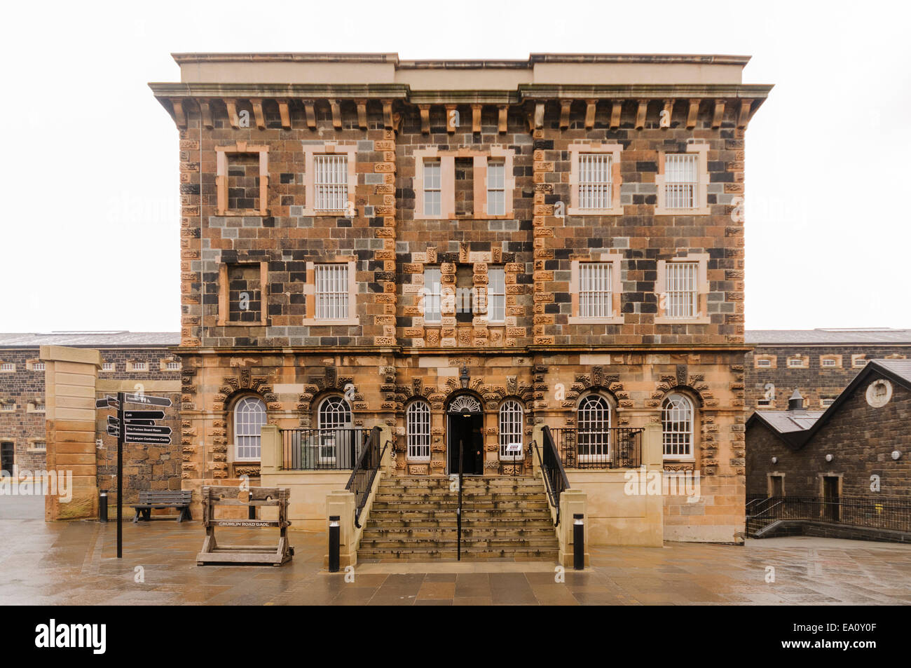 Al di fuori di Crumlin Road Gaol Foto Stock