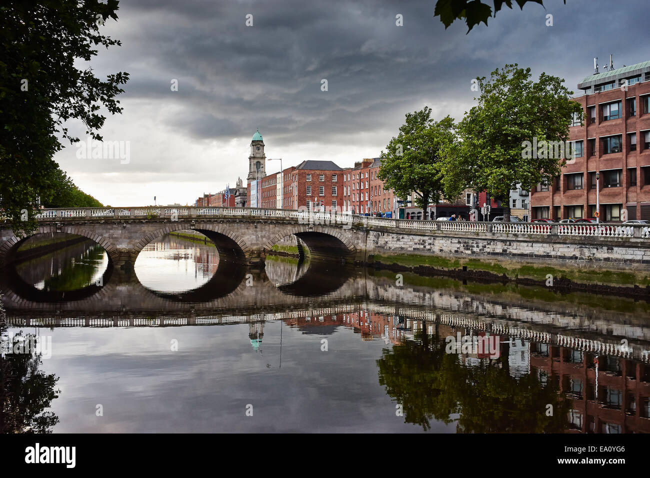Mellows ponte sul fiume Liffey, Dublin, Repubblica di Irlanda Foto Stock