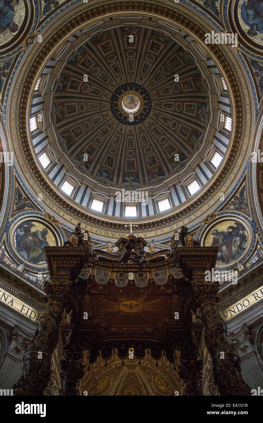 La Basilica di San Pietro interno, Città del Vaticano Foto Stock