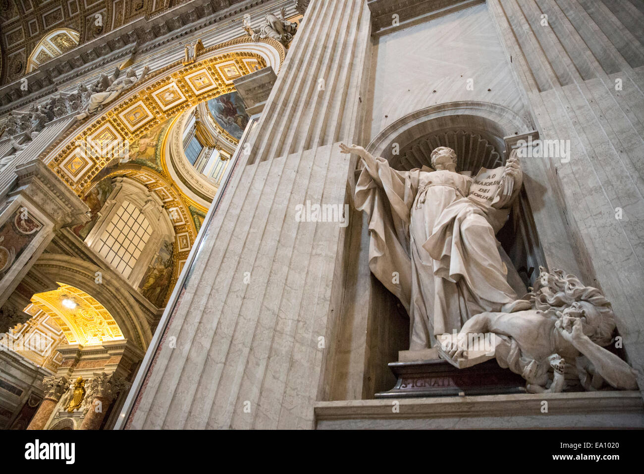 La Basilica di San Pietro interno, Città del Vaticano Foto Stock