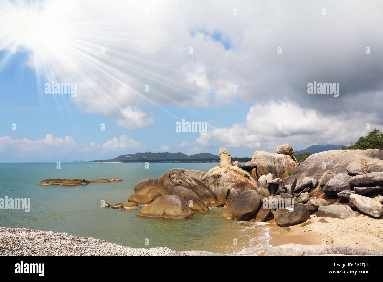 Le scogliere adornano Lamai Beach Foto Stock