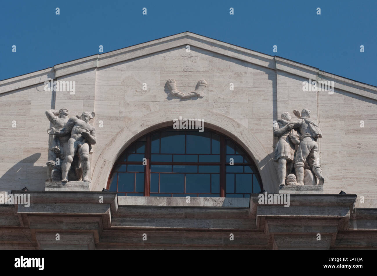 L'Italia, Lombardia, Milano, Piazza Affari Square, Stock Exchange dettaglio facciata Foto Stock