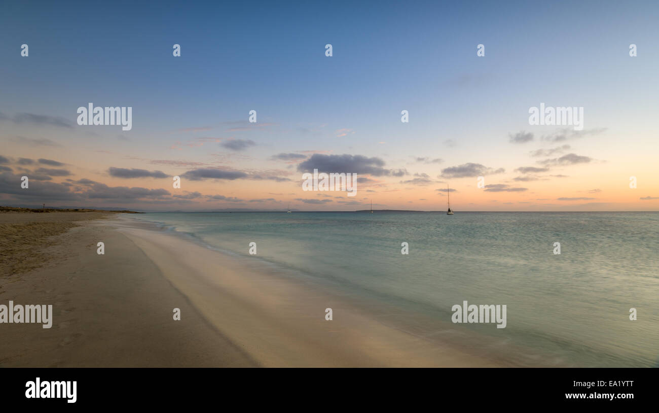 Island Beach prima del sorgere del sole Foto Stock