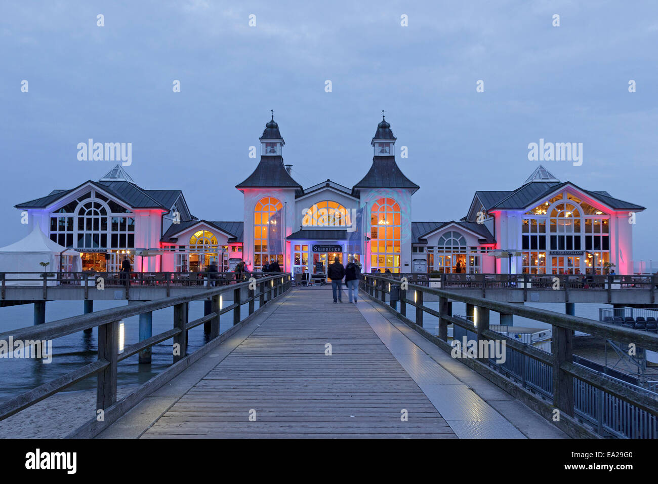 Accesa al Molo di Sellin, Ruegen Isola, Meclemburgo-Pomerania Occidentale, Germania, Germania Foto Stock