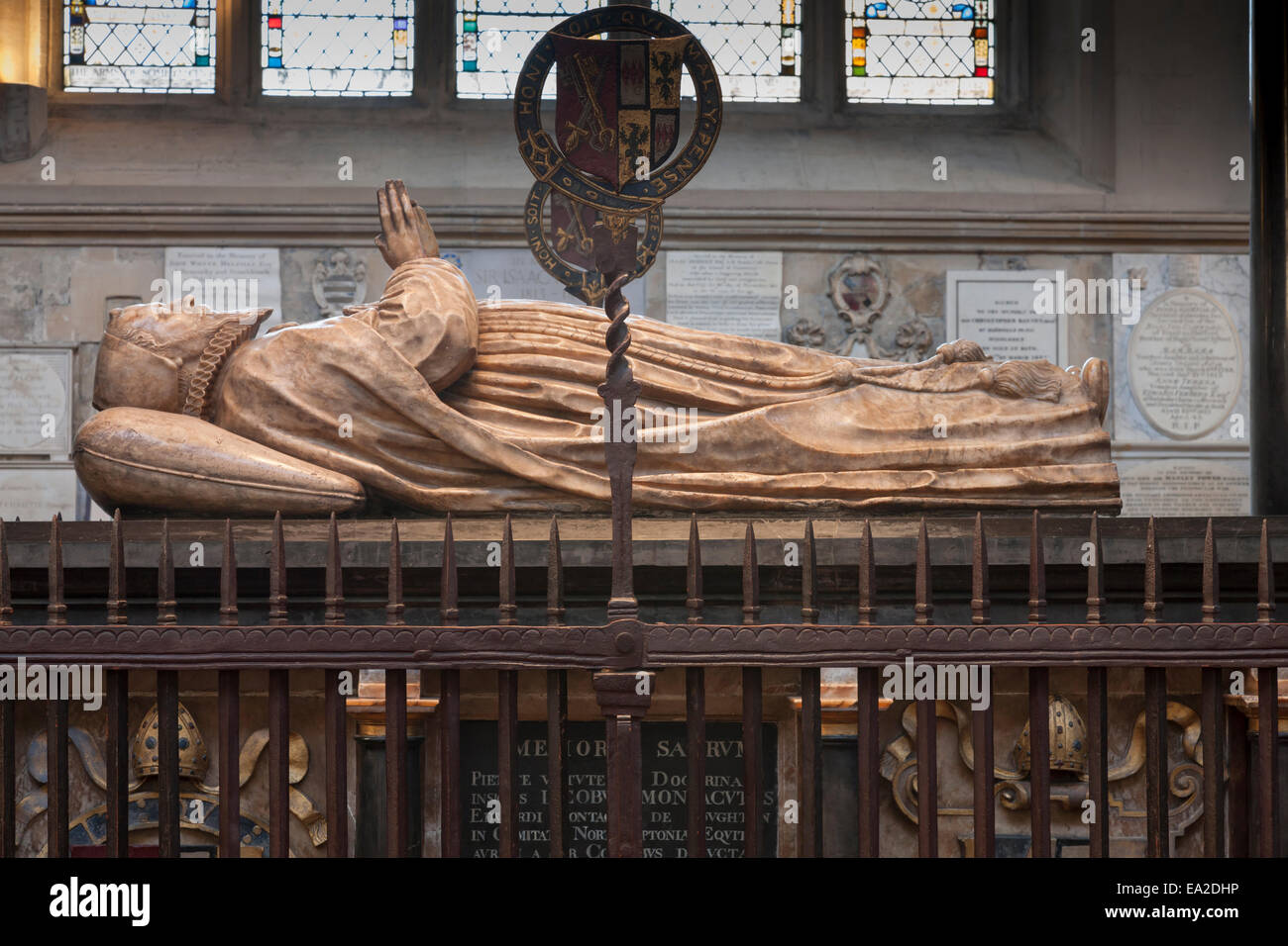 Monumenti e memoriali all'interno Abbazia di Bath, bagno, Somerset Foto Stock