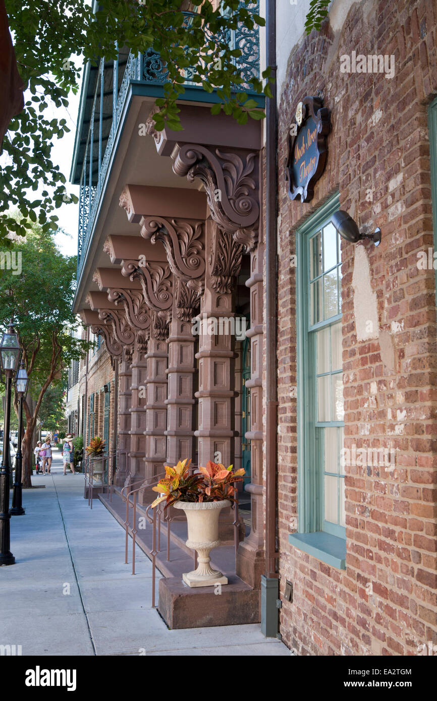 Downtown Charleston Dock Street Theatre edificio. Foto Stock