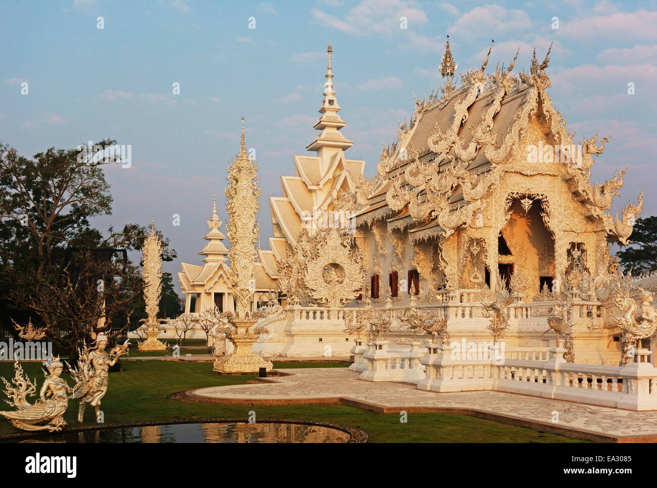 Il bianco (tempio Wat Rong Khun), Ban Rong Khun, Chiang Mai, Thailandia, Sud-est asiatico, in Asia Foto Stock