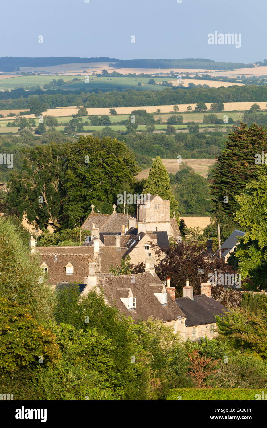 Vista sul villaggio Costwold, Icomb, Cotswolds, Gloucestershire, England, Regno Unito, Europa Foto Stock