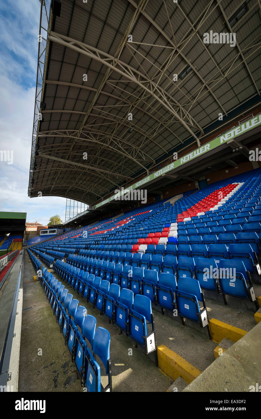 Il palazzo di cristallo il campo di calcio a Selhurst Park, Londra Sud, Regno Unito Foto Stock