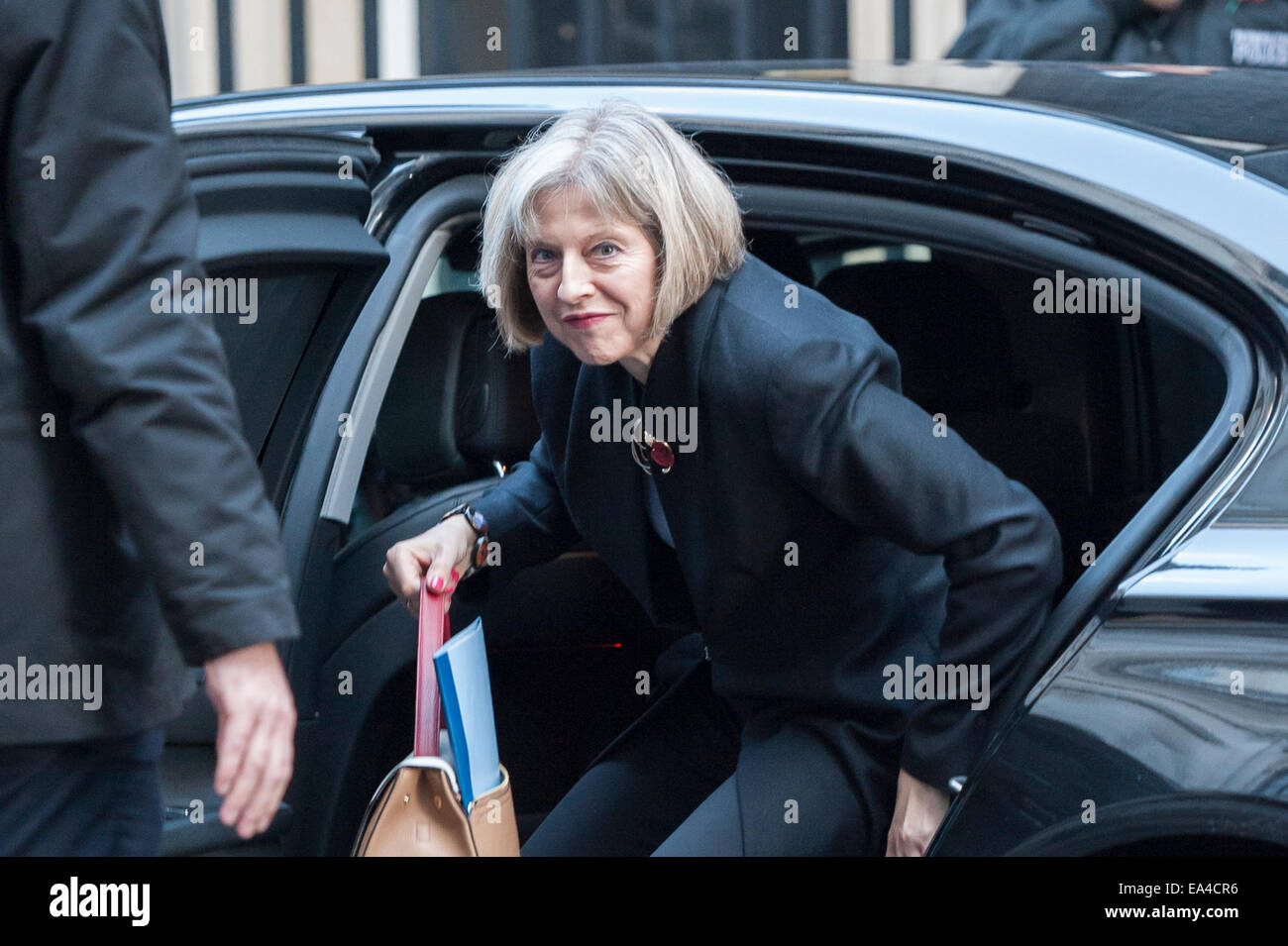 A Downing Street, Londra, Regno Unito. Il 4 novembre 2014. I ministri del governo partecipare a Downing Street per la loro settimanale riunione del gabinetto. Nella foto: Theresa Maggio © Lee Thomas/Alamy Live News Foto Stock