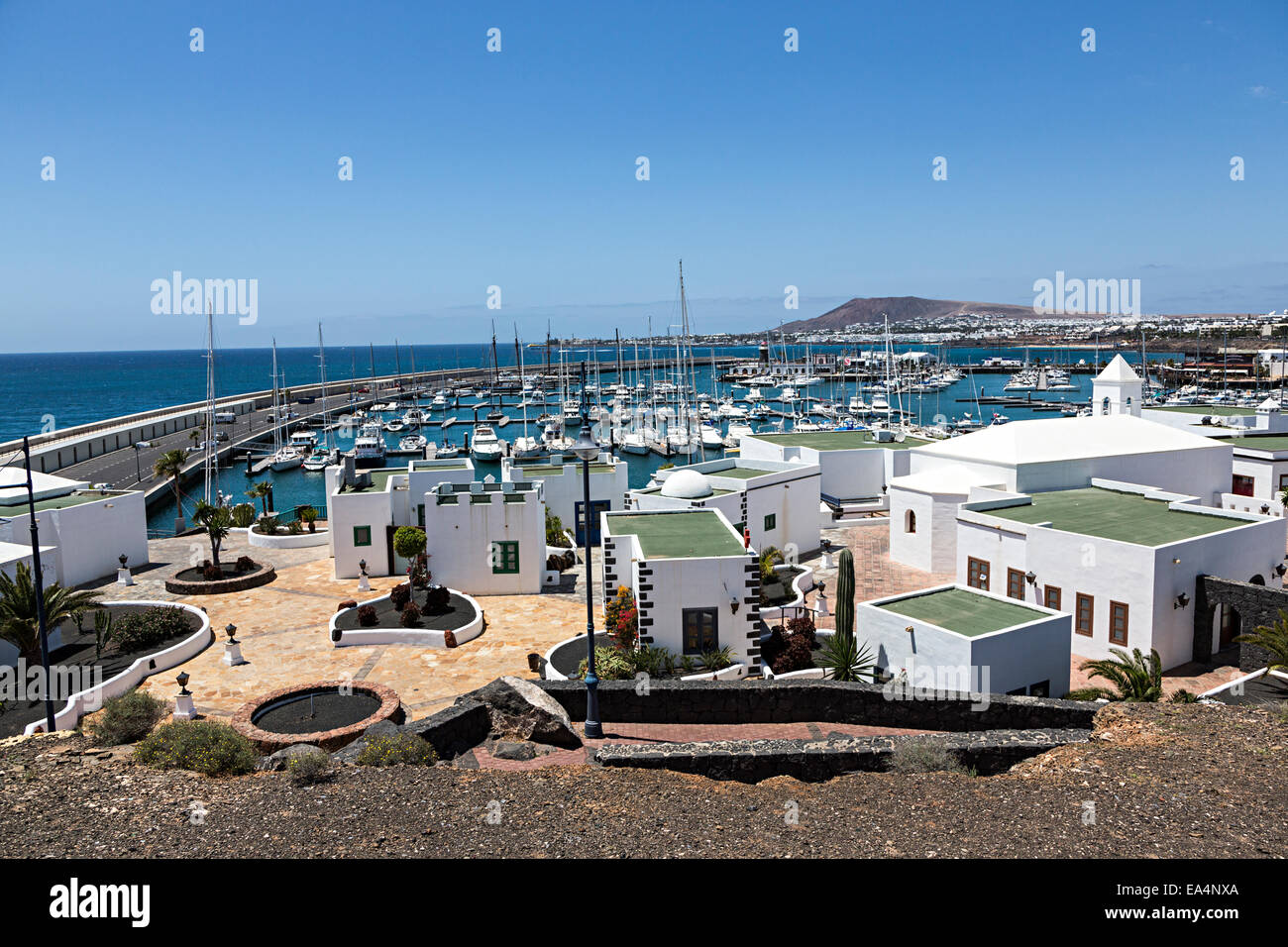 Case e porto, Playa Blanca, Lanzarote, Isole Canarie, Spagna Foto Stock