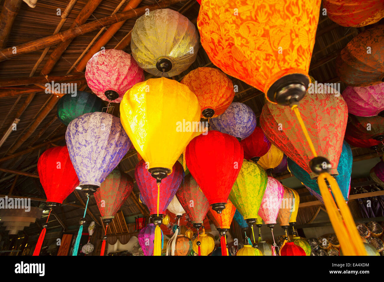 Lanterne, famoso nel villaggio di Hoi An; Hoi An, Vietnam Foto Stock