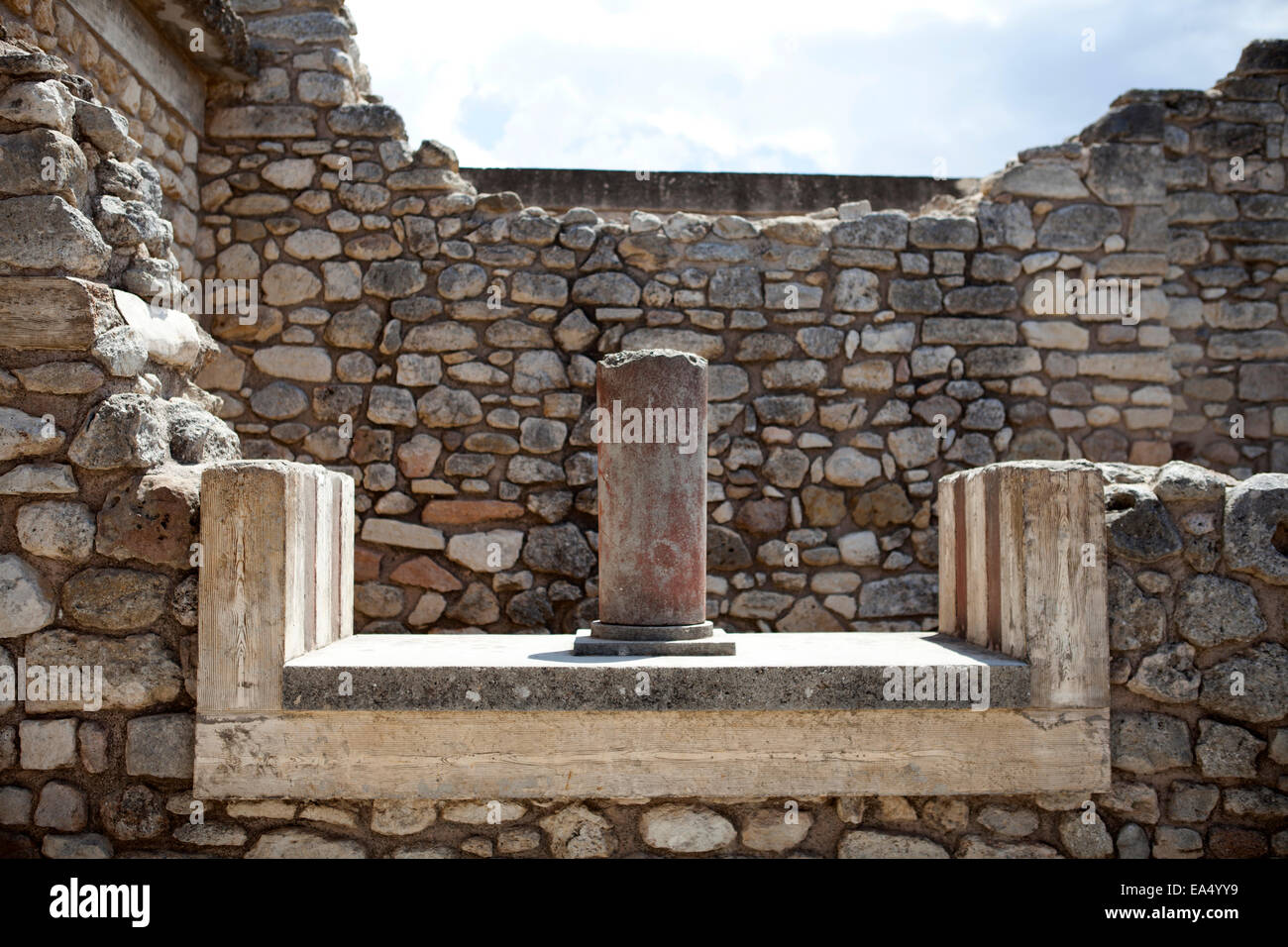 Pilastro,colonna presso il Palazzo di Cnosso a Creta Grecia Foto Stock