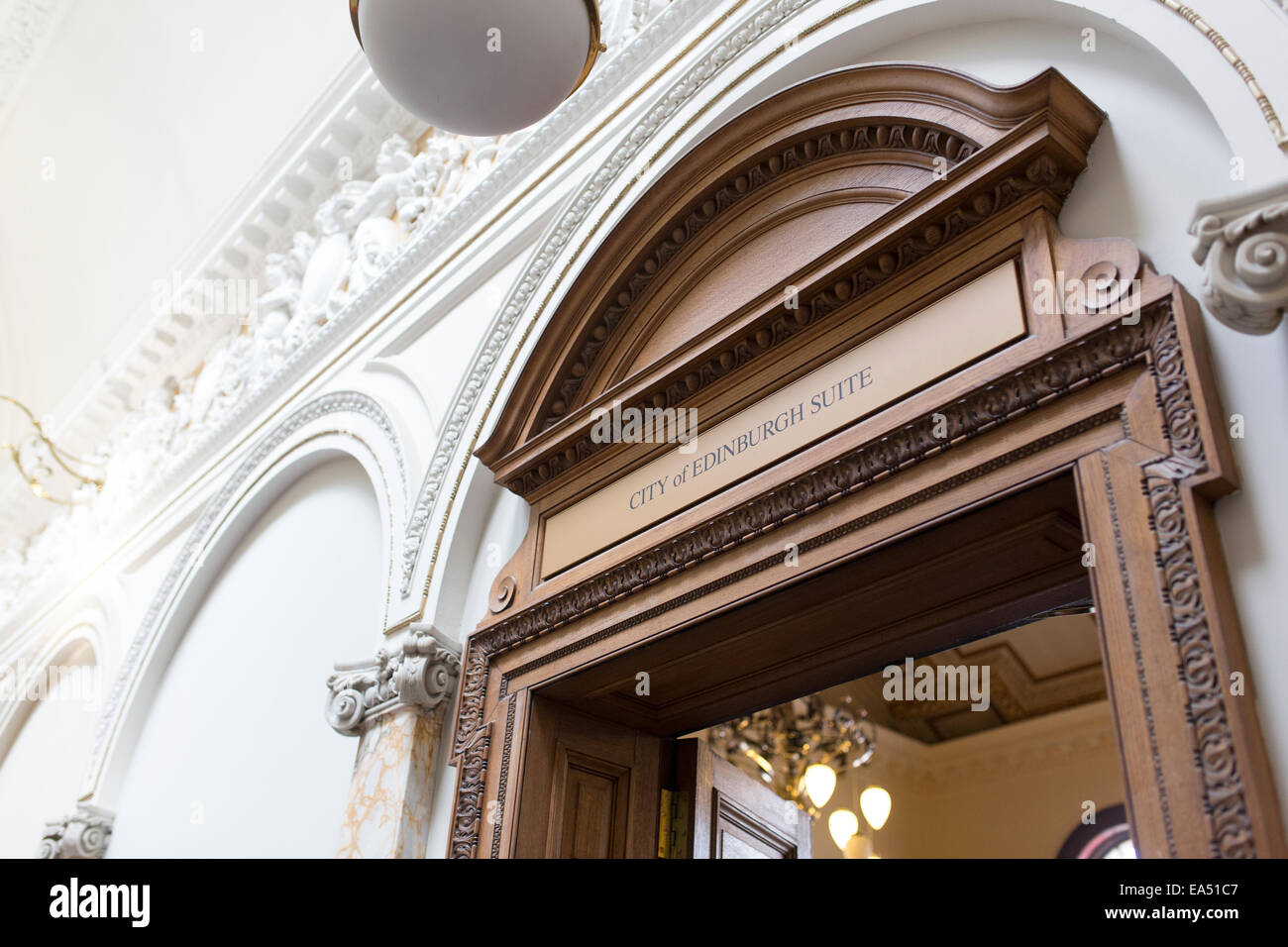 Ufficio del Registro di sistema a Edinburgh City Chambers Foto Stock