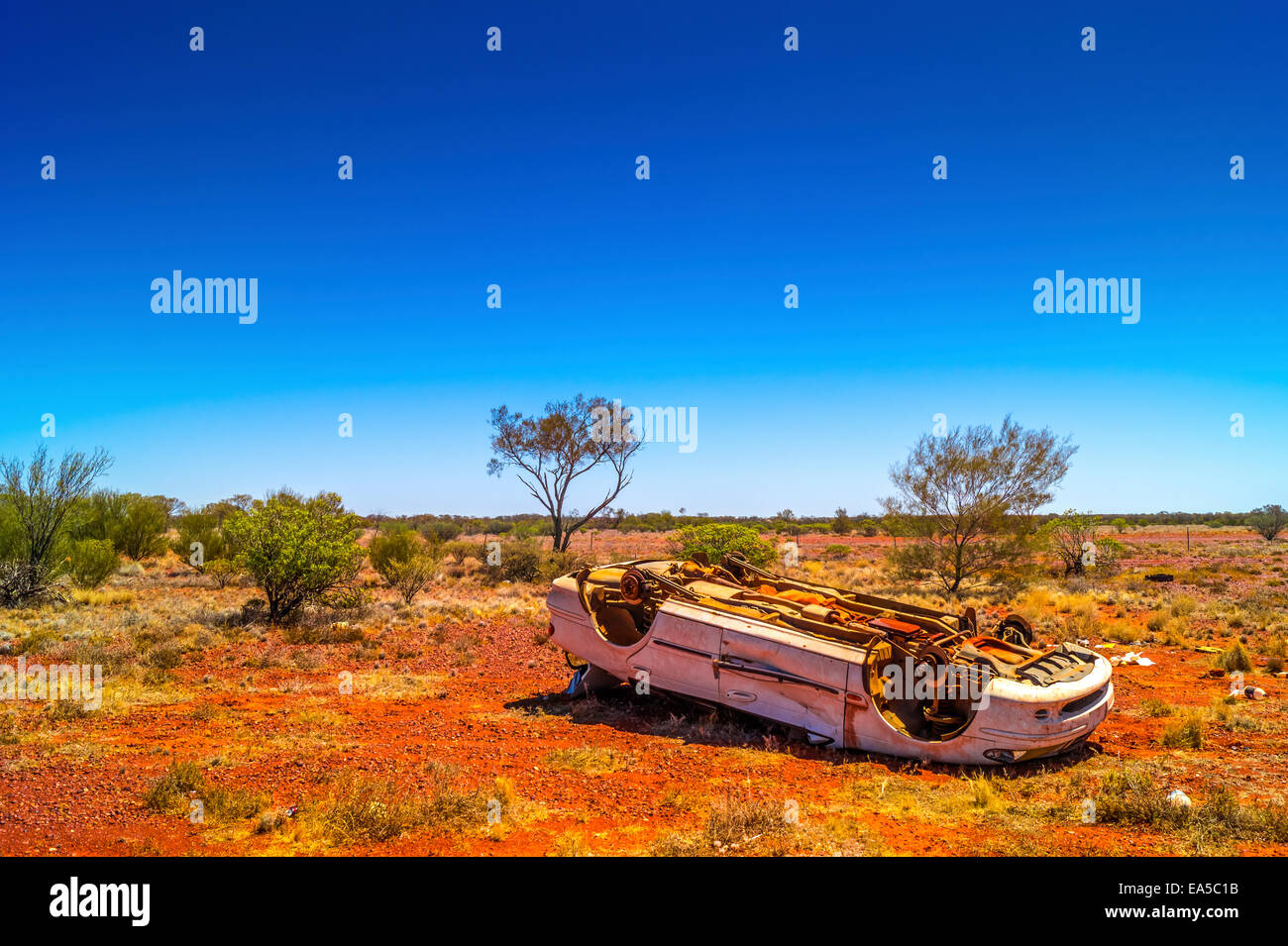 Australia, Territorio del Nord, junk auto nell'outback Foto Stock