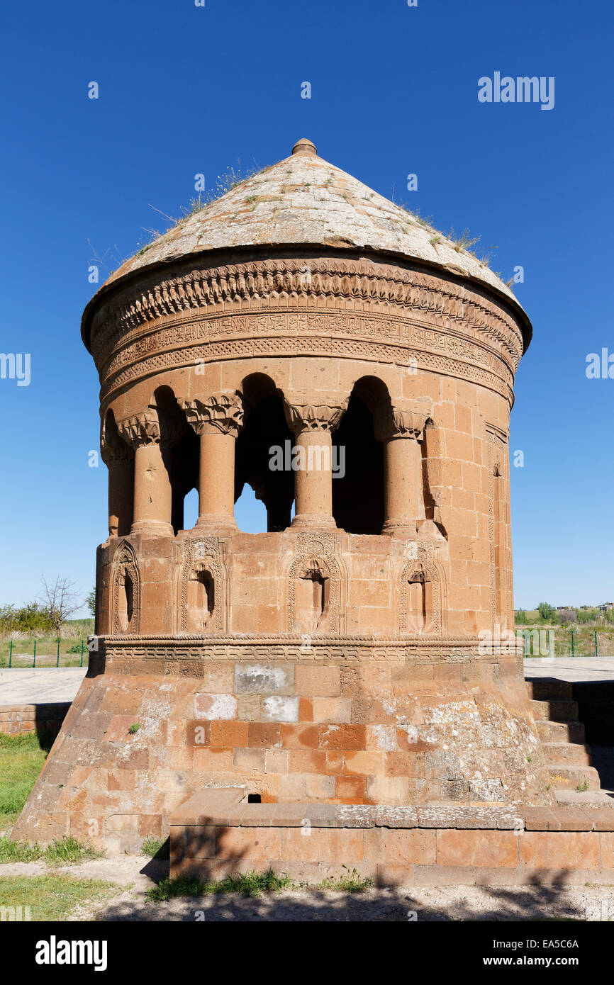 Turchia, Anatolia, Anatolia Orientale Regione, Provincia Bitlis, Ahlat, Bayindir-Tuerbe, Bayindir Kuembeti Foto Stock