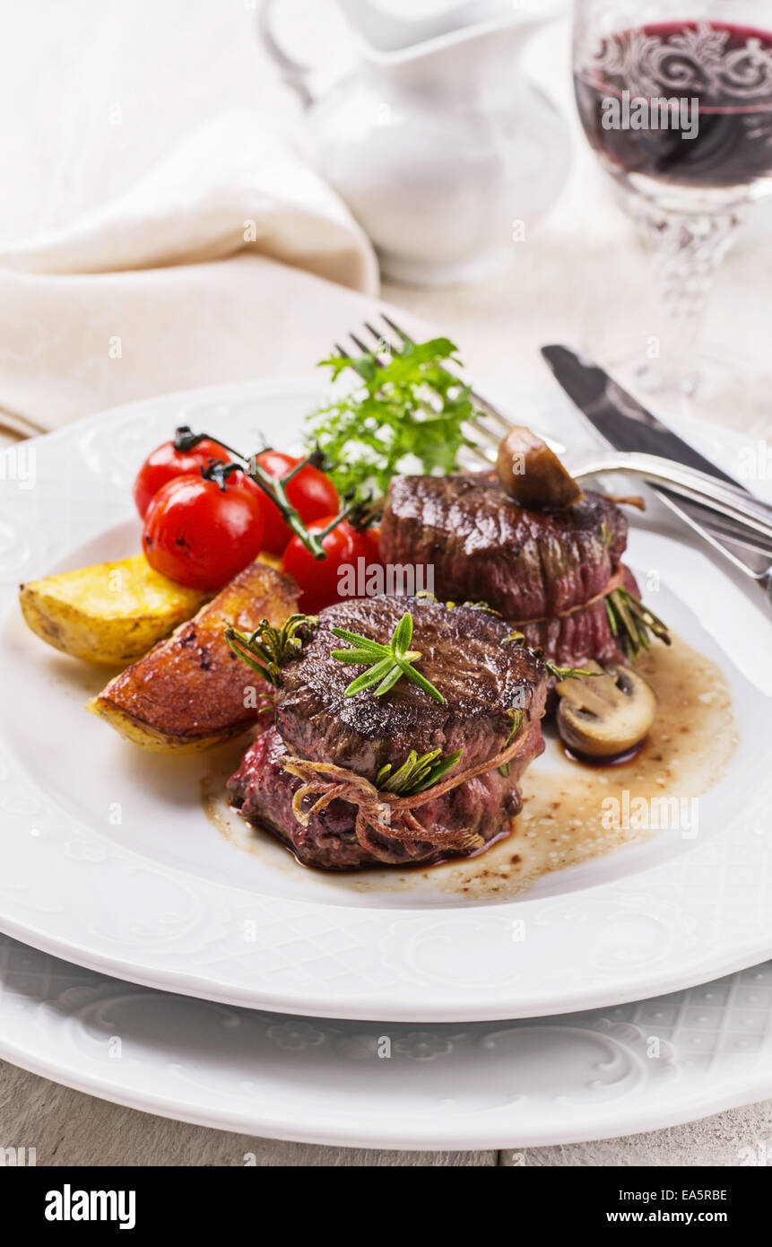 Carne di cervo meddallions Foto Stock