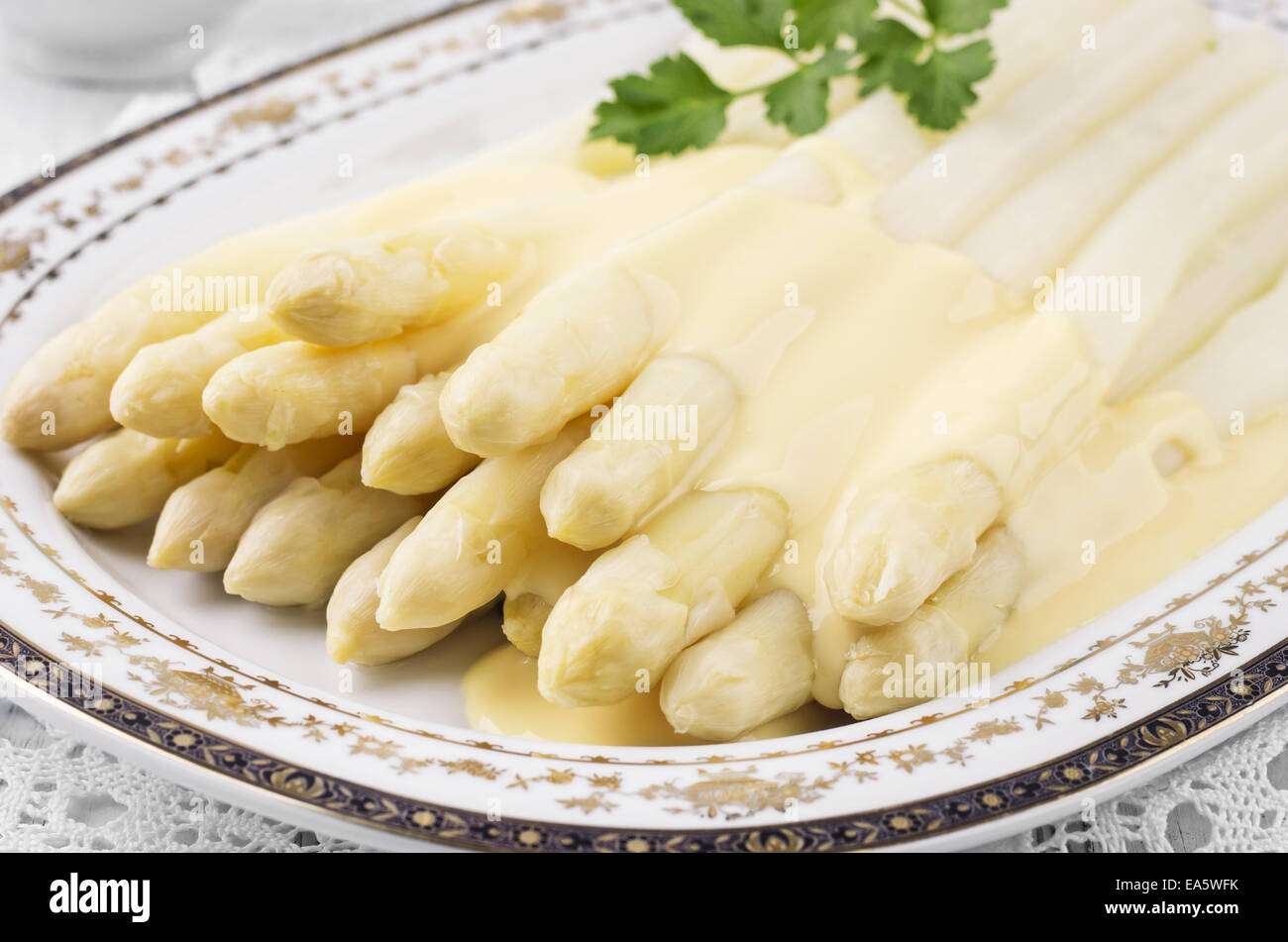 asparagi bianchi Foto Stock