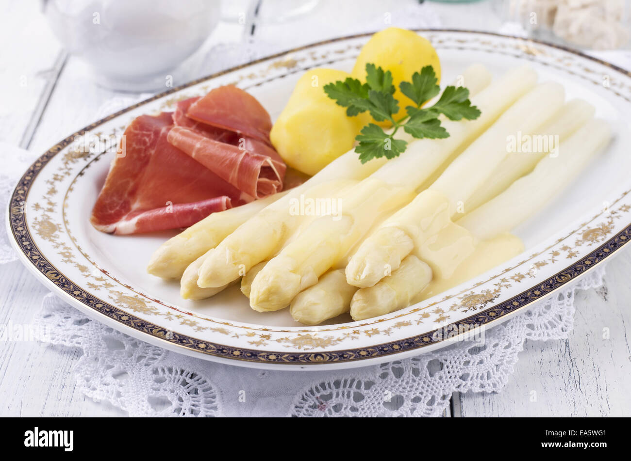 asparagi bianchi Foto Stock