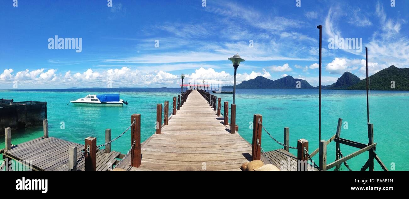 Malaysia Sabah, Vista panoramica di jetty di isola Foto Stock