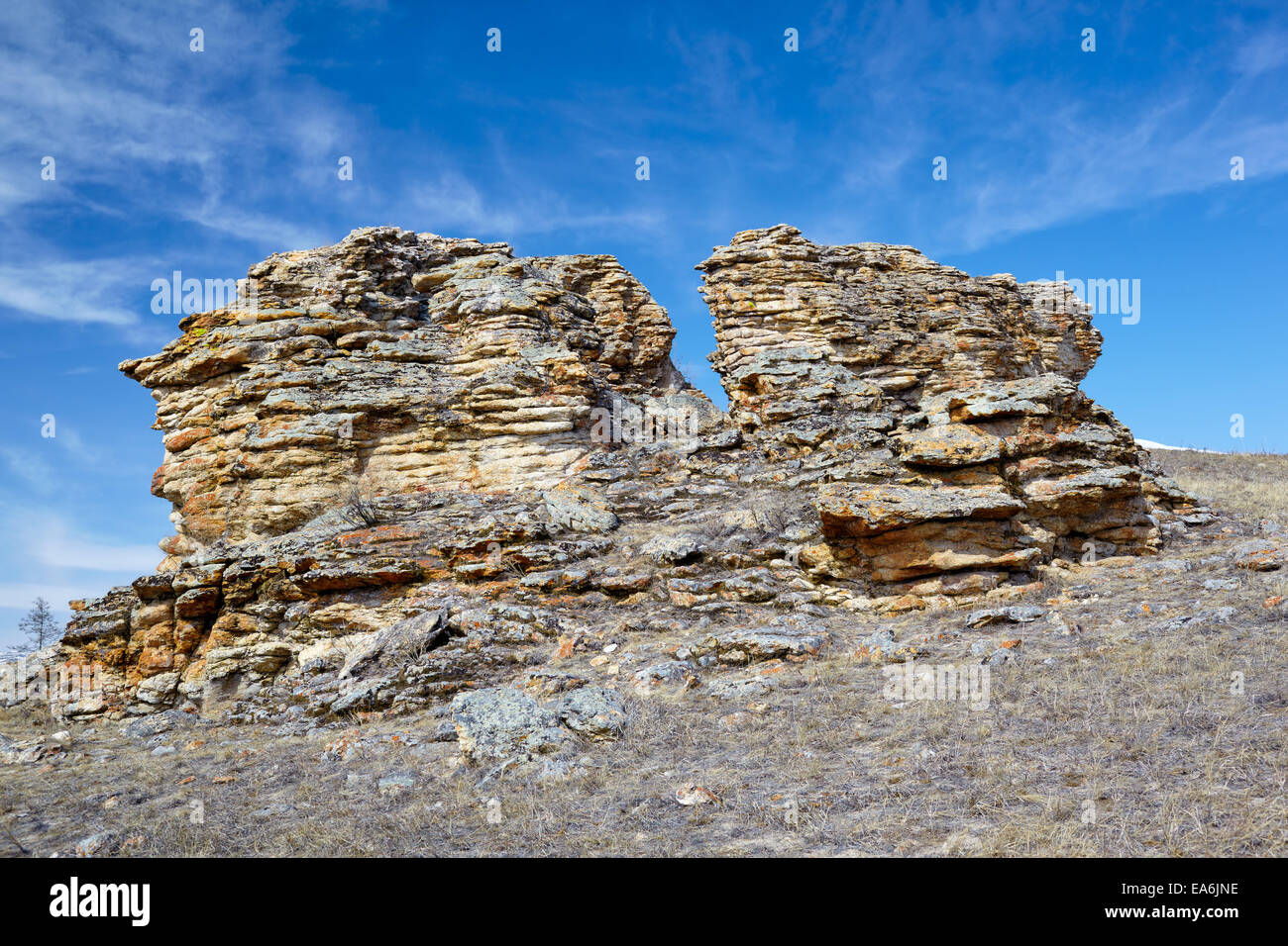 Plush rocce vicino al lago Baikal Foto Stock