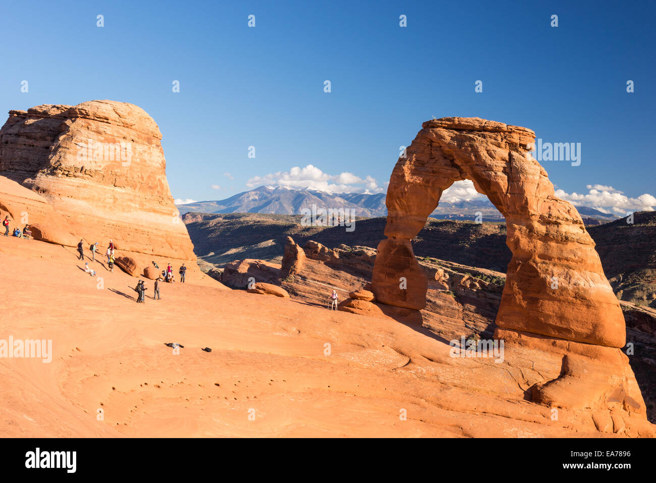 Il Delicate Arch, una firma di attrazione del Parco Nazionale di Arches, Utah, Stati Uniti d'America. Foto Stock