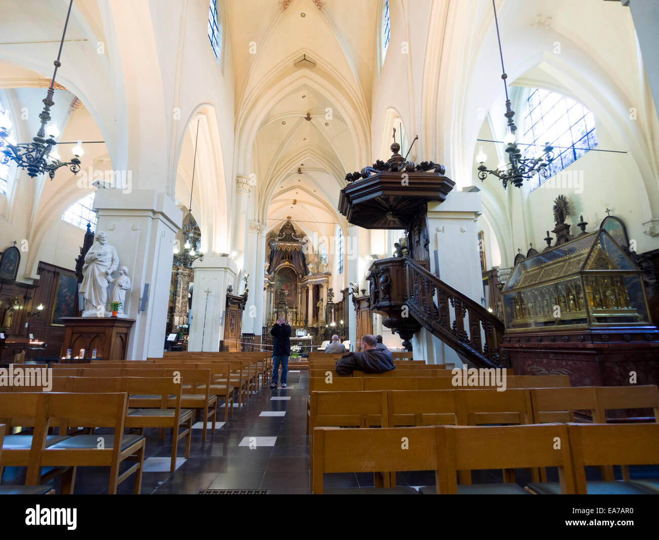 Chiesa di San Nicola è interno a Bruxelles, Belgio, Europa Foto Stock