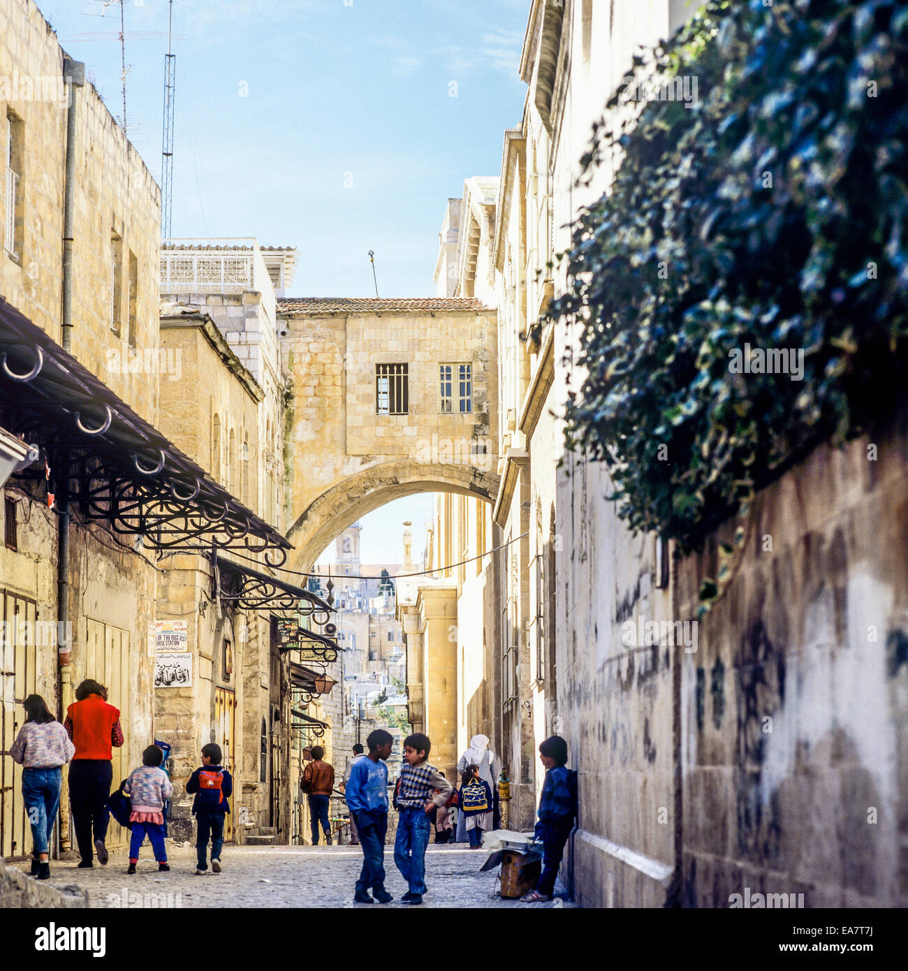 Span dell'Ecce Homo arch al di fuori della chiesa sopra la Via Dolorosa di Gerusalemme Israele Foto Stock