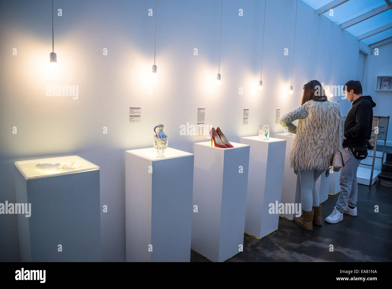 Museo delle relazioni interrotte, interno, Città Alta, Zagabria, Croazia Foto Stock