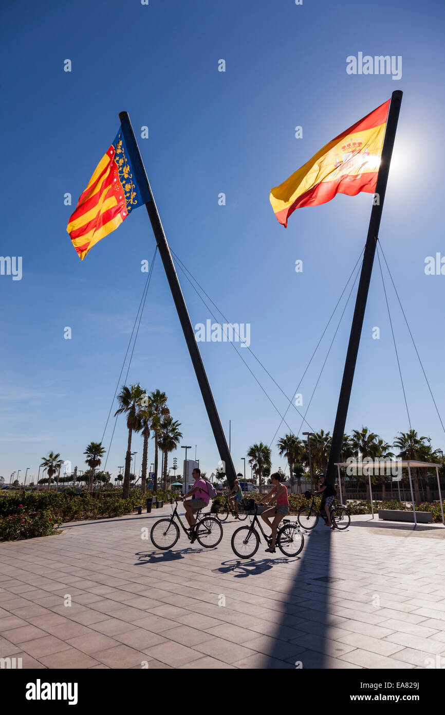 Ciclisti valencia immagini e fotografie stock ad alta risoluzione - Alamy