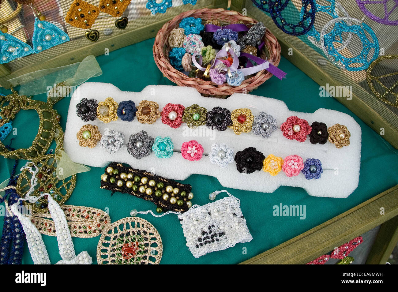 Spille e Gioielli. Fotografato a Zrenjanin il 27 settembre 2014 Foto Stock