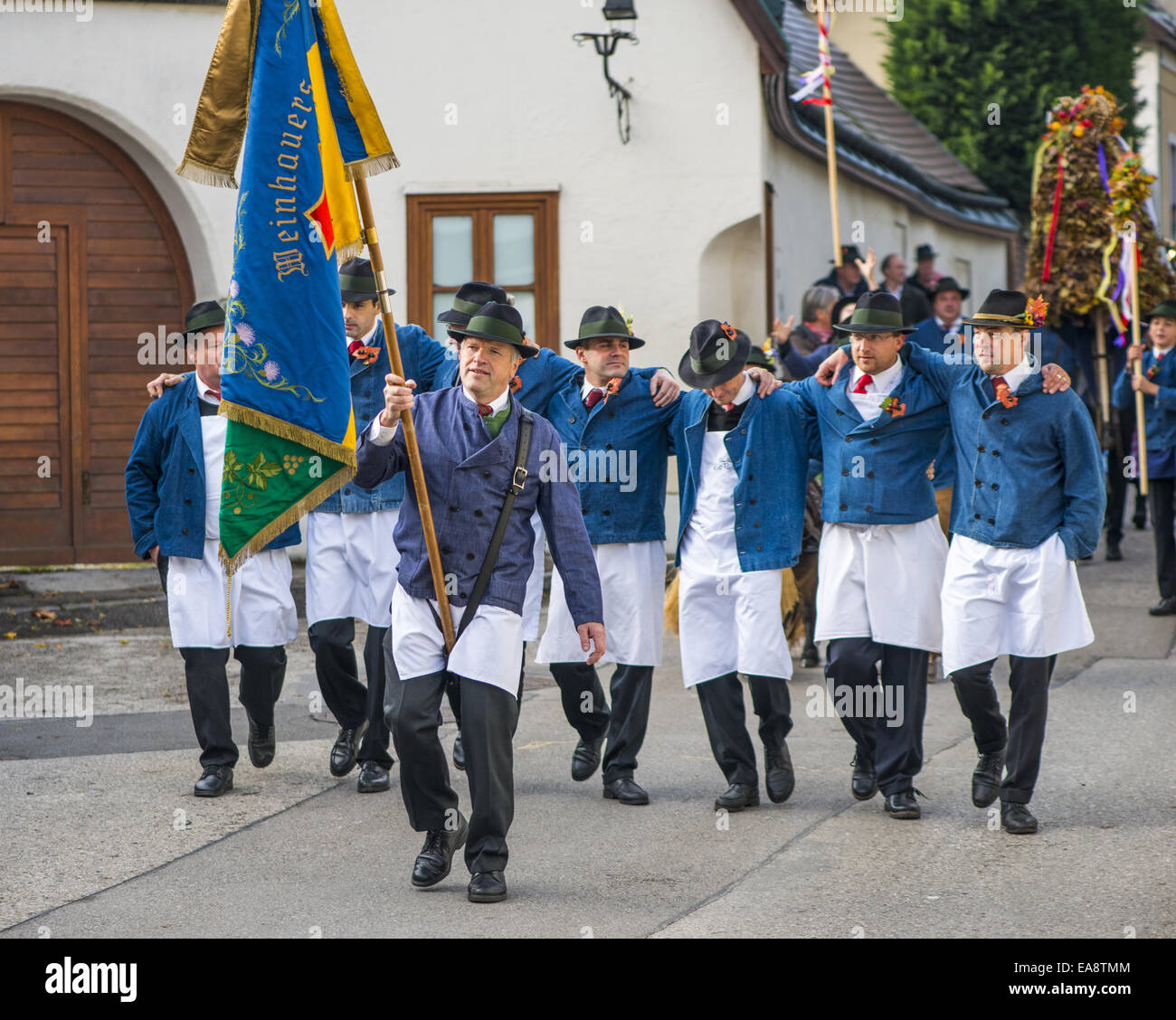 Tradizionale festa Hueter in Perchtoldsdorf, Bassa Austria, area di Vienna, Perchtoldsdorf Foto Stock