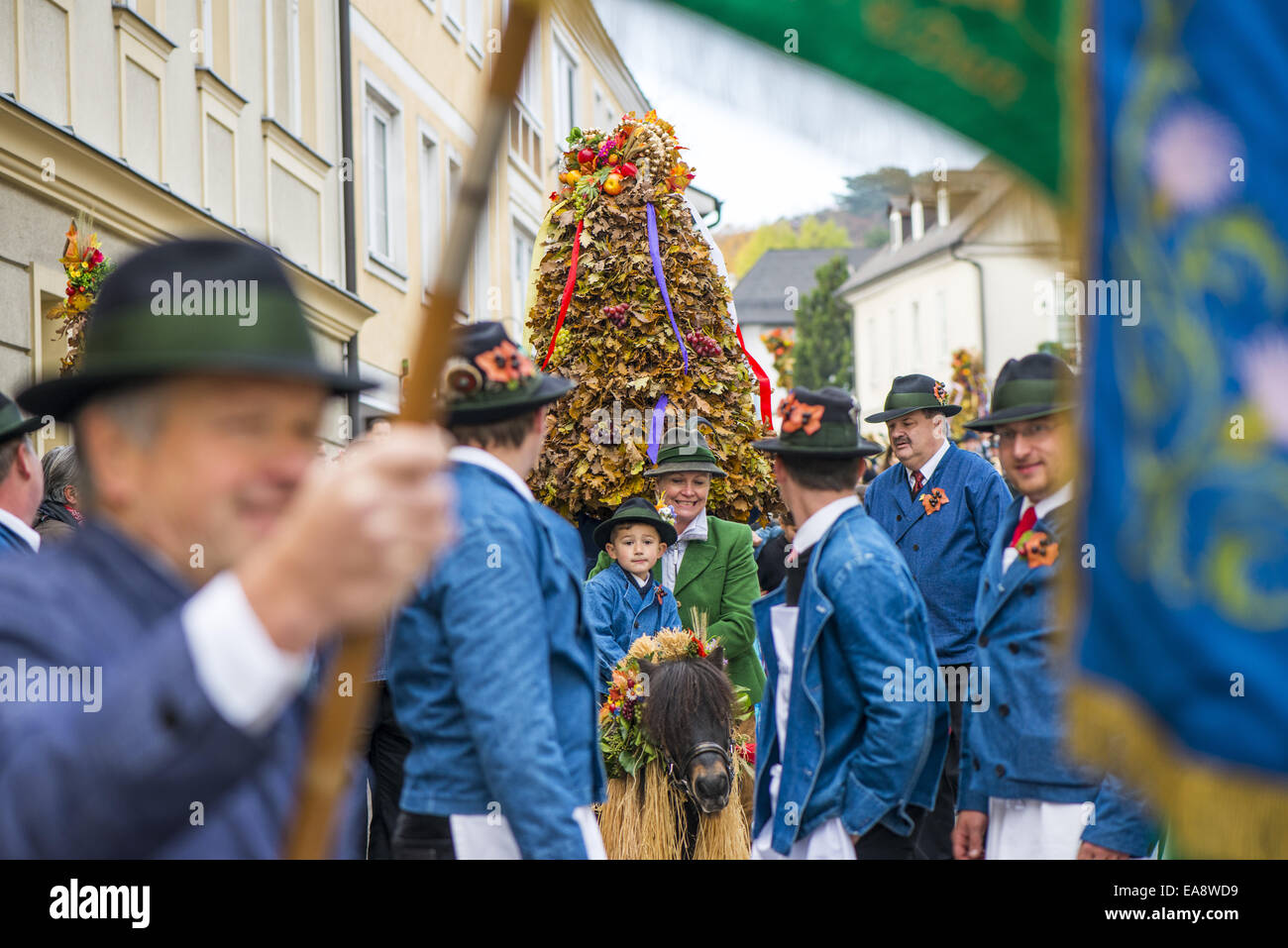 Tradizionale festa Hueter in Perchtoldsdorf, Bassa Austria, area di Vienna, Perchtoldsdorf Foto Stock