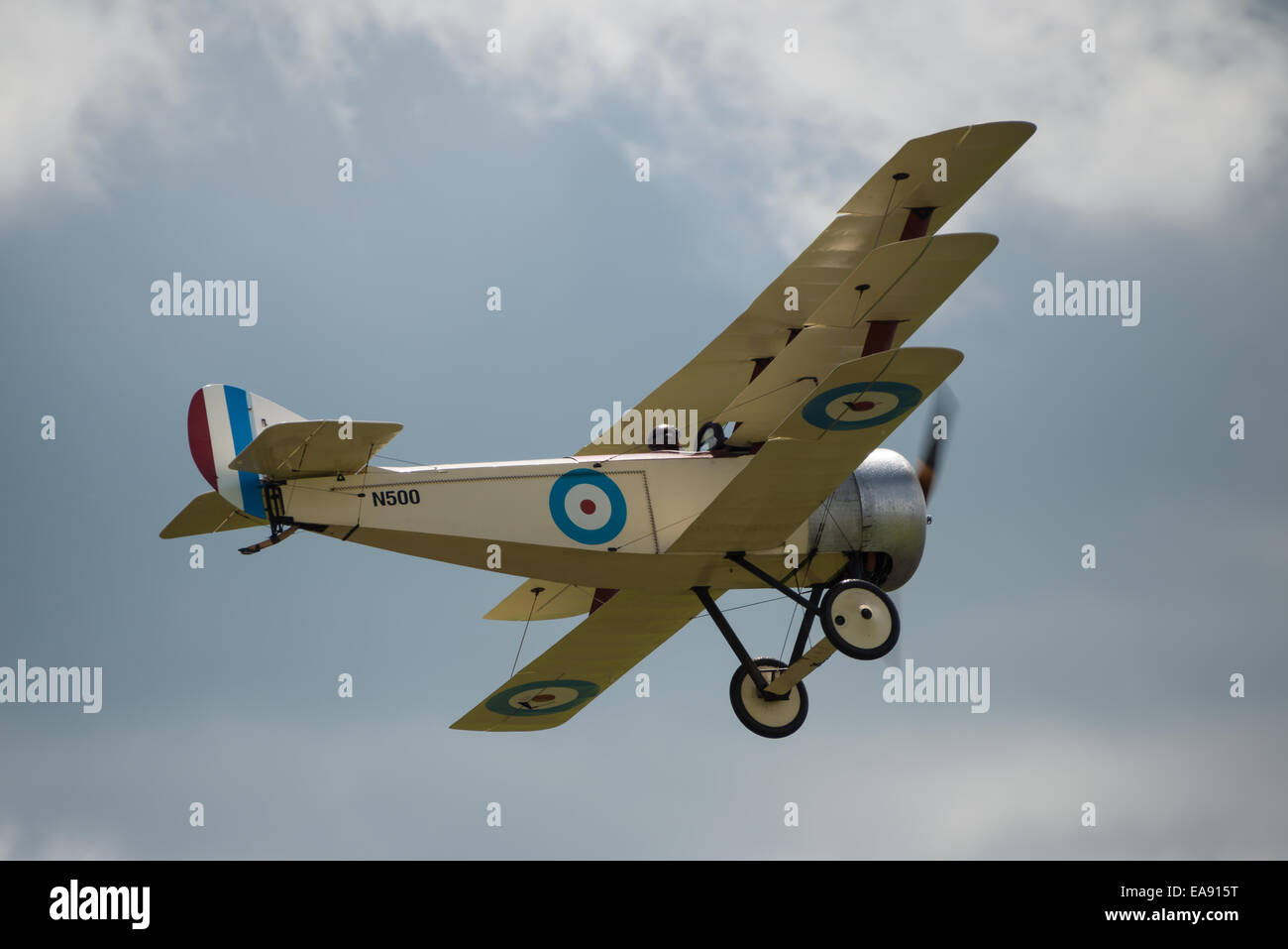 Cosford, Regno Unito - 08 Giugno 2014: la prima guerra mondiale 1 vintage British Sopwith triplano aeromobile visto a RAF Cosford Airshow. Foto Stock