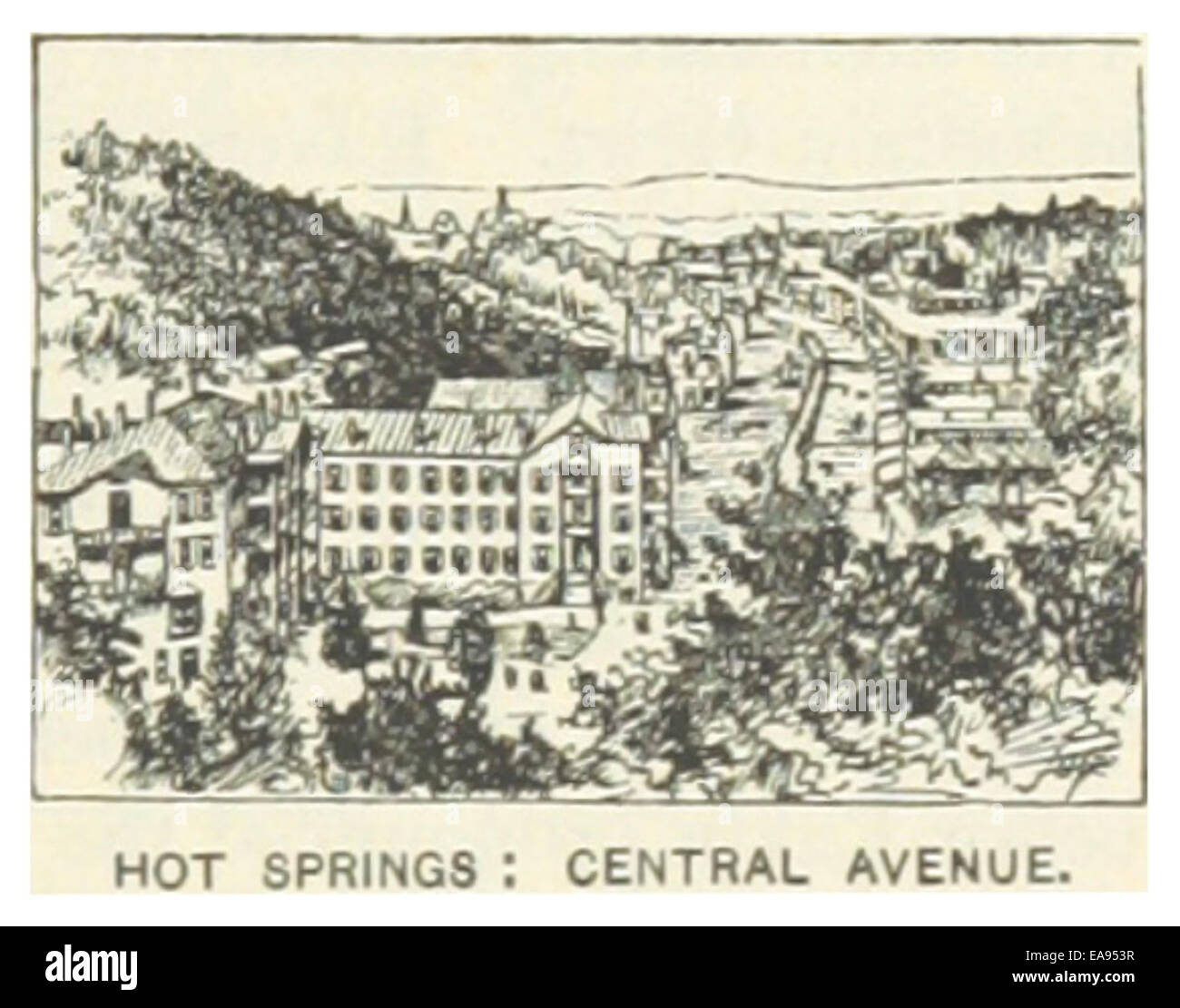 Questa illustrazione del 1891 mostra Central Avenue a Hot Springs, Arkansas, sottolineando il significato delle sorgenti termali naturali della città e il suo ruolo di popolare destinazione turistica durante la fine del XIX secolo. Foto Stock