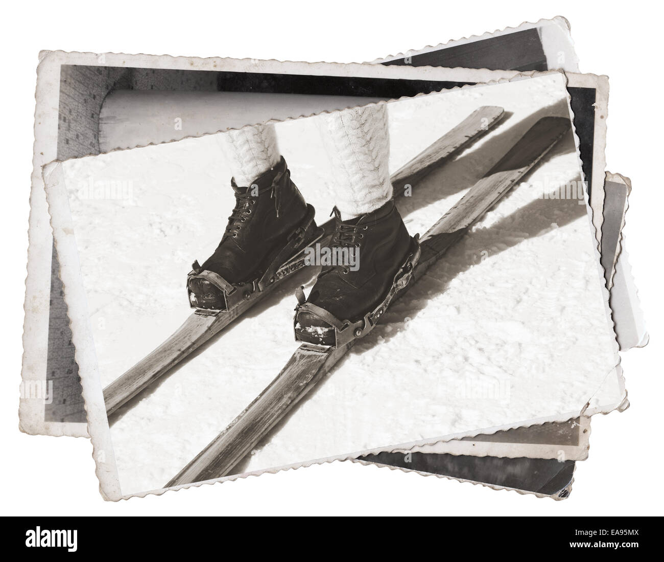 Le foto d'epoca vecchi sci di legno e cuoio scarponi da sci Foto stock -  Alamy