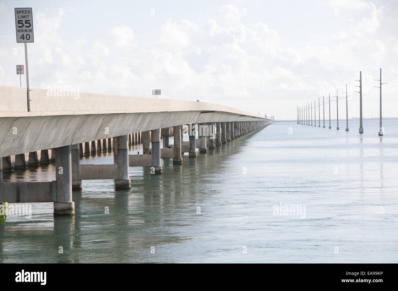 Seven Mile Bridge oltre oceano Highway 1 Florida Keys Florida USA Foto Stock