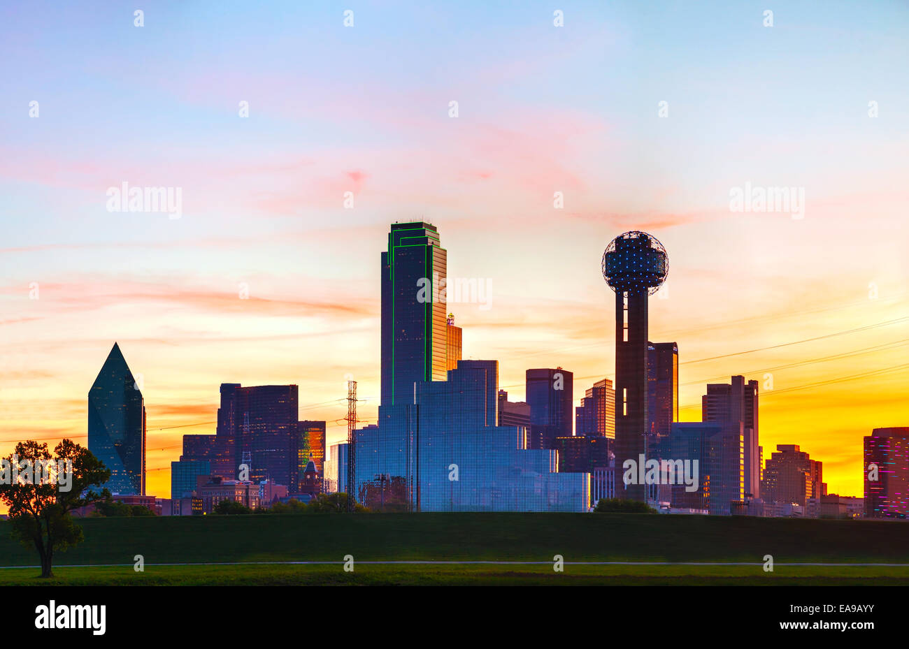 Vista panoramica del centro di Dallas al mattino Foto Stock