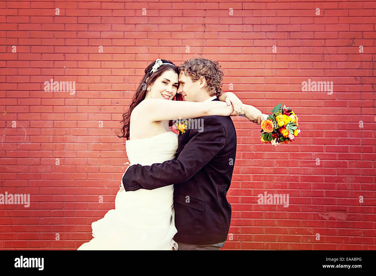 Coppie in viaggio di nozze su vi wedding day - la sposa e lo sposo Foto Stock