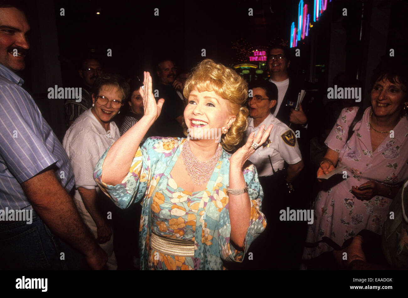 LAS VEGAS NV - Gennaio 1: Debbie Reynolds apre la Debbie Reynolds Hollywood Hotel in Las Vegas, Nevada, il 1 gennaio 1996. Foto Stock